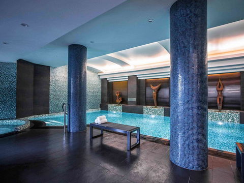 Quay West Suites Melbourne - Accommodation Gladstone 31