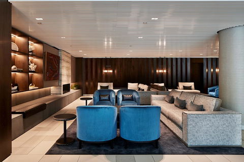 Quay West Suites Melbourne - Accommodation Gladstone 9