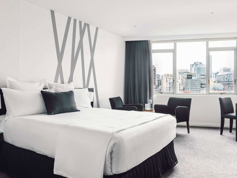 Quay West Suites Melbourne - Accommodation Gladstone 19