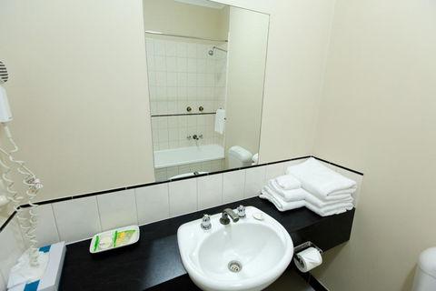 Barkly Motorlodge - Accommodation Gladstone 11