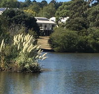 Lakeside Conti Villas - Accommodation Gladstone