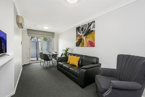 Apartments 521 - Accommodation Gladstone 8