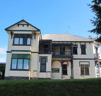 The Bischoff Hotel - Accommodation Gladstone