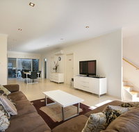 The Block Townhouses - Accommodation Gladstone