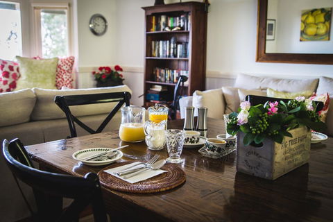 The Bryn At Tilba - Accommodation Gladstone 1