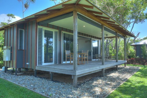 The Bungalows - Accommodation Gladstone 2
