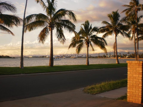 The Carnarvon Luxury Canal Home - Accommodation Gladstone 1
