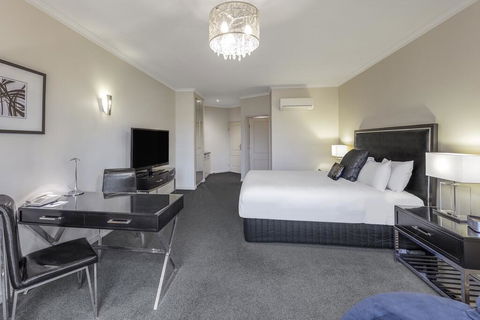 The Carrington Hotel - Accommodation Gladstone 3