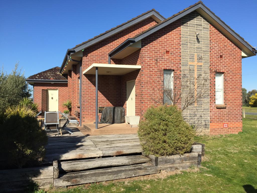 Yerong Creek NSW Accommodation Gladstone