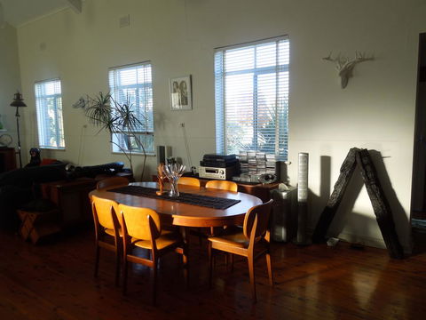 The Church Retreat - Accommodation Gladstone 2