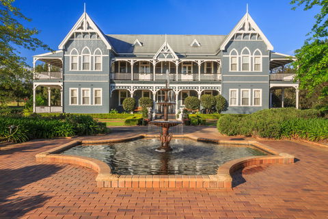 The Convent Hunter Valley Hotel - Accommodation Gladstone 0