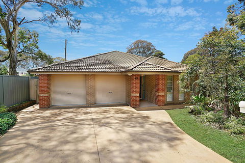 The Corso - Gorokan - Accommodation Gladstone 0
