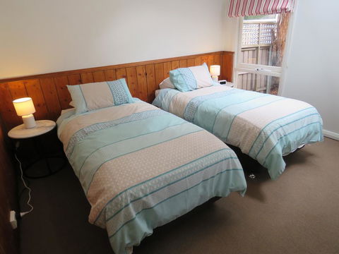 The Cottage South Hobart - Accommodation Gladstone 3