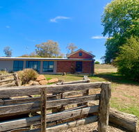 The Daydawn Dairy - Perched High Simple Living  What a View - Accommodation Gladstone