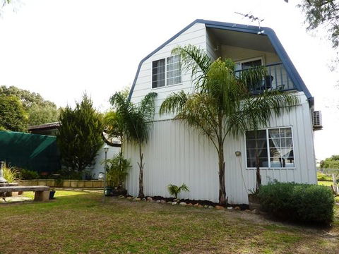 The Doo Drop Inn - Accommodation Gladstone 2