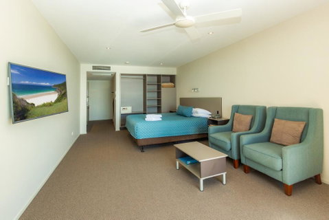 The Dorsal Boutique Hotel - Accommodation Gladstone 3