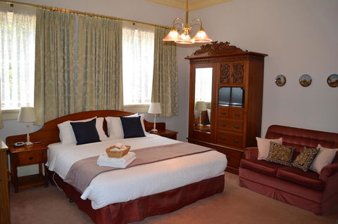 The Dragonfly North West - Accommodation Gladstone 2