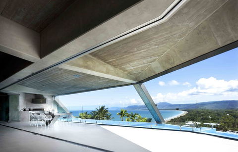 The Edge - Port Douglas - Accommodation Gladstone 0