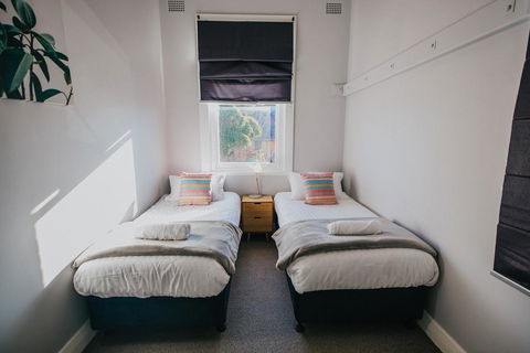 The Duke Of Wellington Hotel - Accommodation Gladstone 2