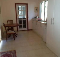 The Folly - Accommodation Gladstone