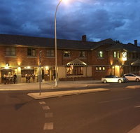 The George Hotel - Accommodation Gladstone