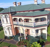 The Grand On Macfie - Accommodation Gladstone