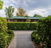 The Grapevine Motel - Accommodation Gladstone