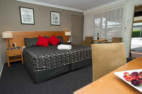 The Grapevine Motel - Accommodation Gladstone 3