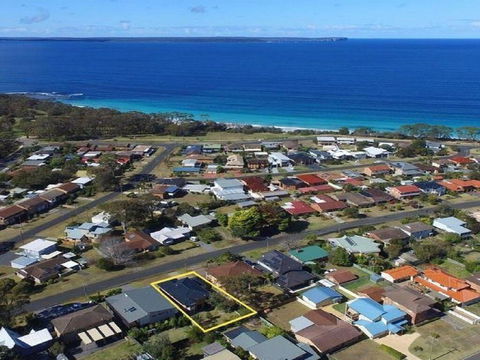 The Great White - Beach Living At Its Best - Accommodation Gladstone 3