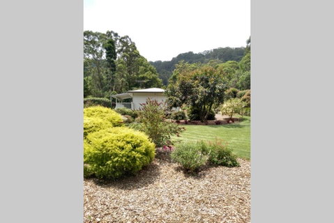 The Greenhouse - Accommodation Gladstone 3