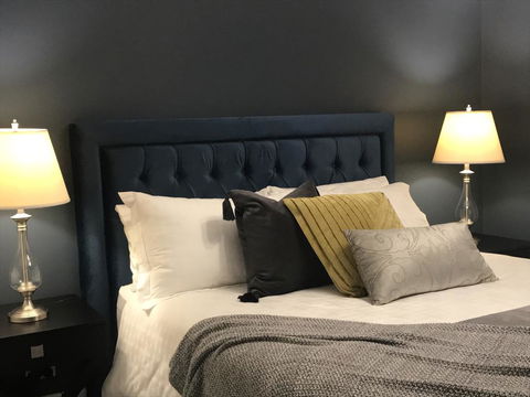 The Grove - Accommodation Gladstone 2
