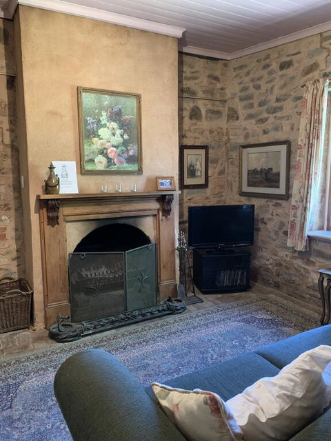 The Heritage Garden - Accommodation Gladstone 1