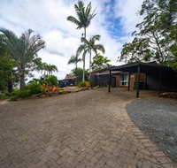 The Hillside Villa - Accommodation Gladstone