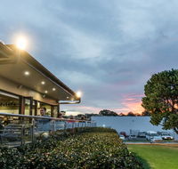 The Huskisson - Accommodation Gladstone