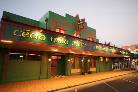 The Irish Village - Accommodation Gladstone 0