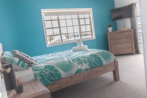 The Jetty House Jervis Bay - Accommodation Gladstone 3