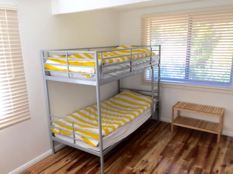 The Kite Beach House - Accommodation Gladstone 3