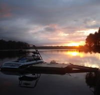 The Lake House - Accommodation Gladstone