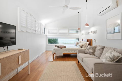 The Lennoxhaus - Accommodation Gladstone 1