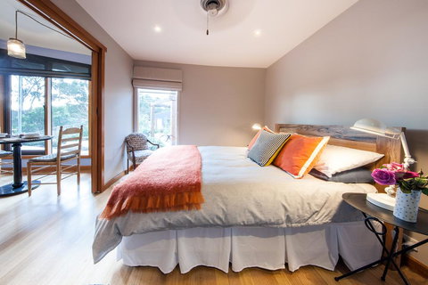 The Linden Bed And Breakfast - Accommodation Gladstone 2