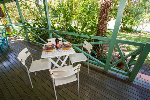 The Little House - Accommodation Gladstone 0