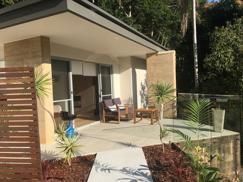 The Luxury Eco Rainforest Retreat - Accommodation Gladstone 0