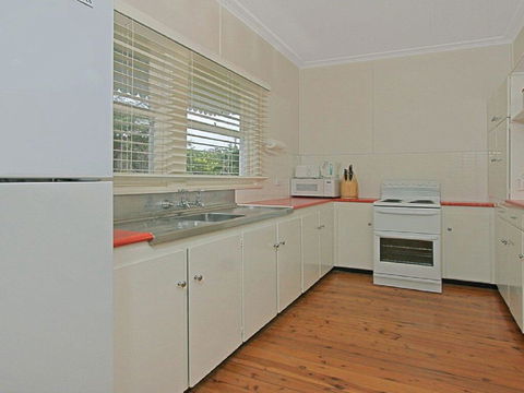 The Marlin - A Gem Close To Rock Pools - Accommodation Gladstone 1