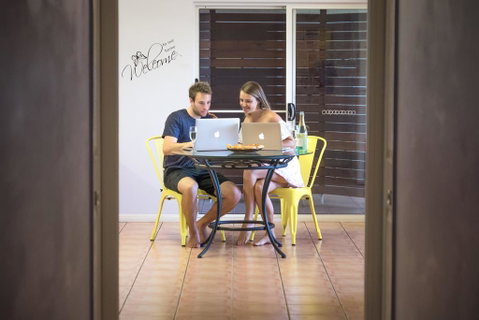 The Martyn Budget Apartment (no A/c) - Accommodation Gladstone 1