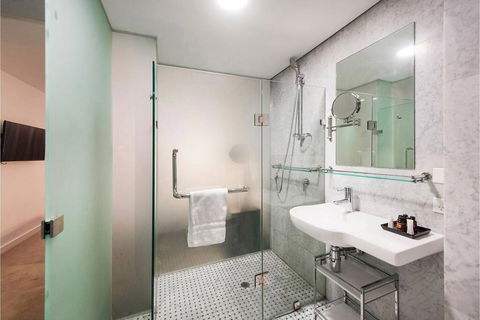 The Nest - Convenient & Comfy Space With Fantastic Rooftop - Accommodation Gladstone 3