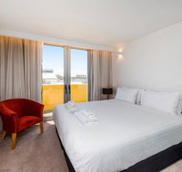 The Nest - Cosy Space on Newcastle Street with Roof Terrace - Accommodation Gladstone