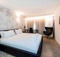 The Nest - Elegant Private Room Near The City  Roof Terrace - Accommodation Gladstone