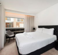 The Nest - Smart Suite on Newcastle St with Rooftop Views - Accommodation Gladstone
