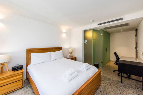 The Nest - Traditional Room In Northbridge And Roof Terrace - Accommodation Gladstone 1