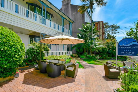 The North Shore Hotel - Accommodation Gladstone 1